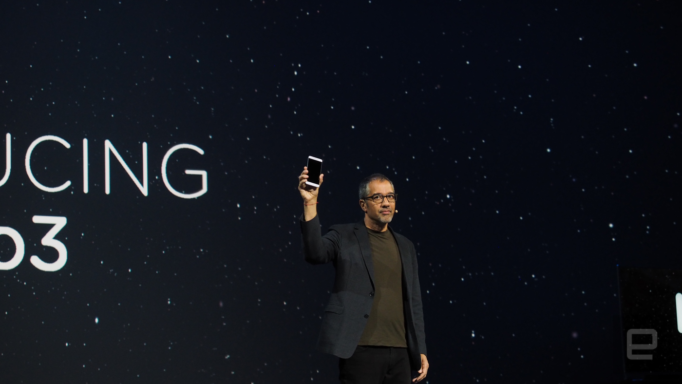 LeEco jumps into the US market with TVs, phones, a car and a bike ...