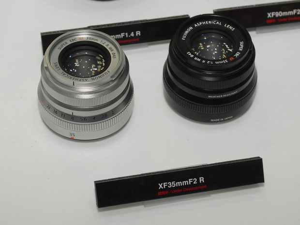CP+ 2015: 富士フイルムは自分撮り対応ミラーレスX-A2や、開発中の交換レンズ3本を展示 - Engadget 日本版