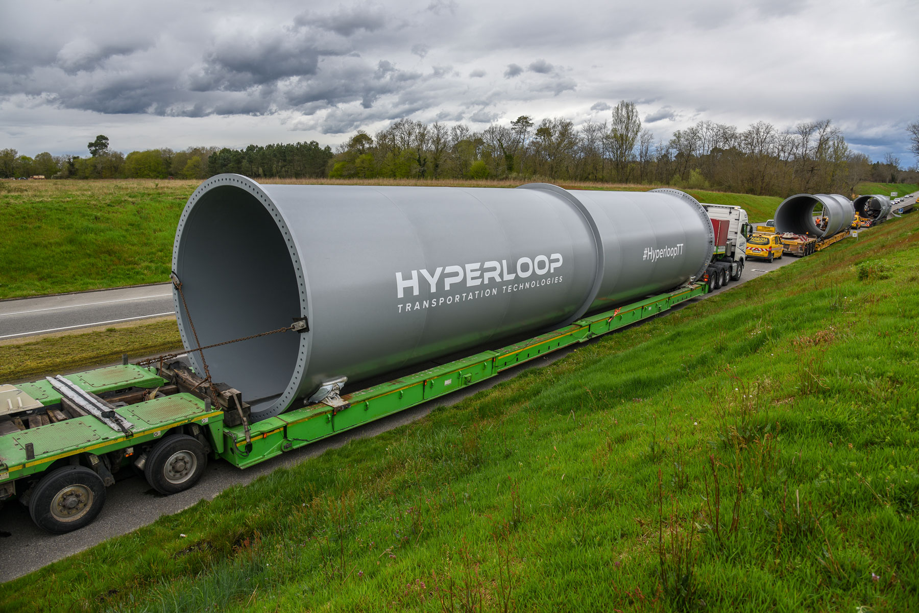 HyperloopTT-Tube-1.jpg