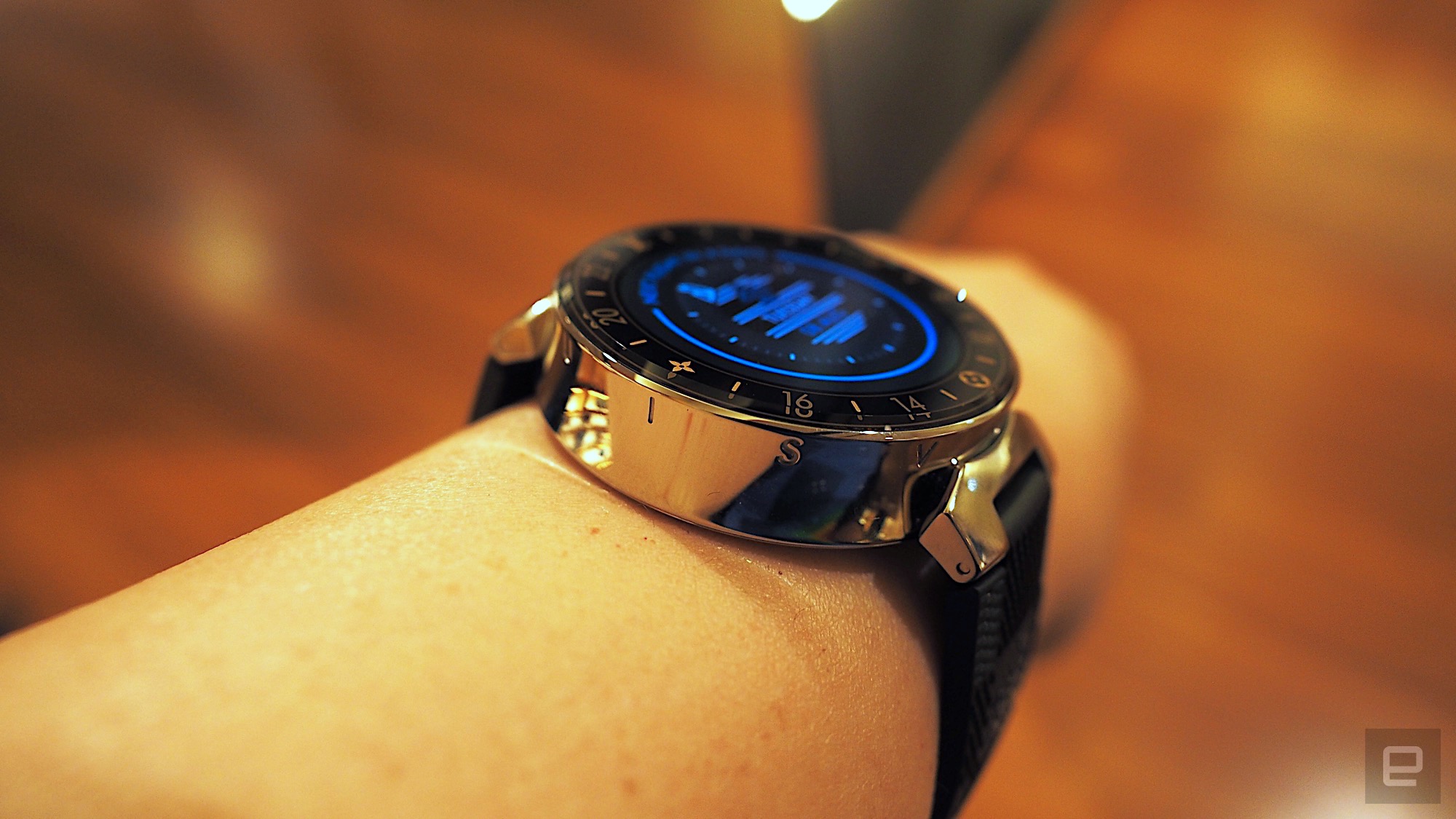 Así es de cerca el smartwatch de Louis Vuitton del que todo el mundo habla | Engadget