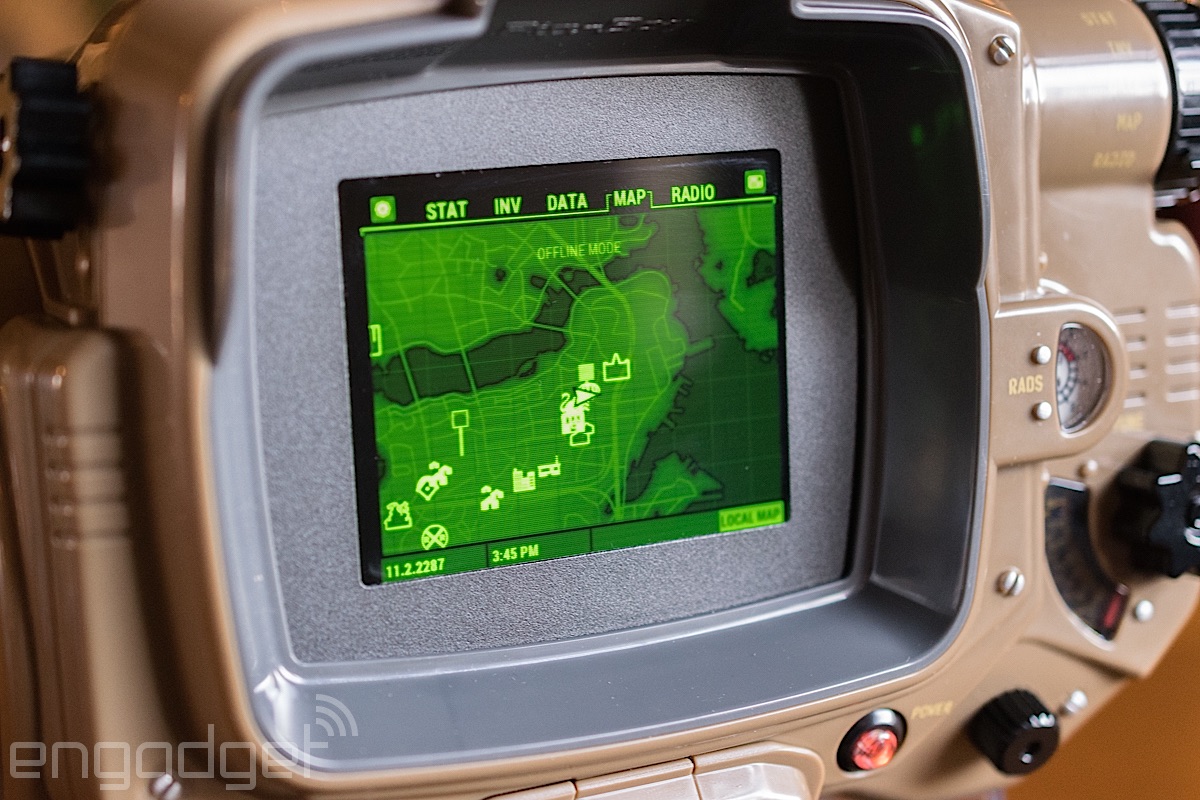 Fallout 4s Pip Boy Is A Glorified Smartphone Case