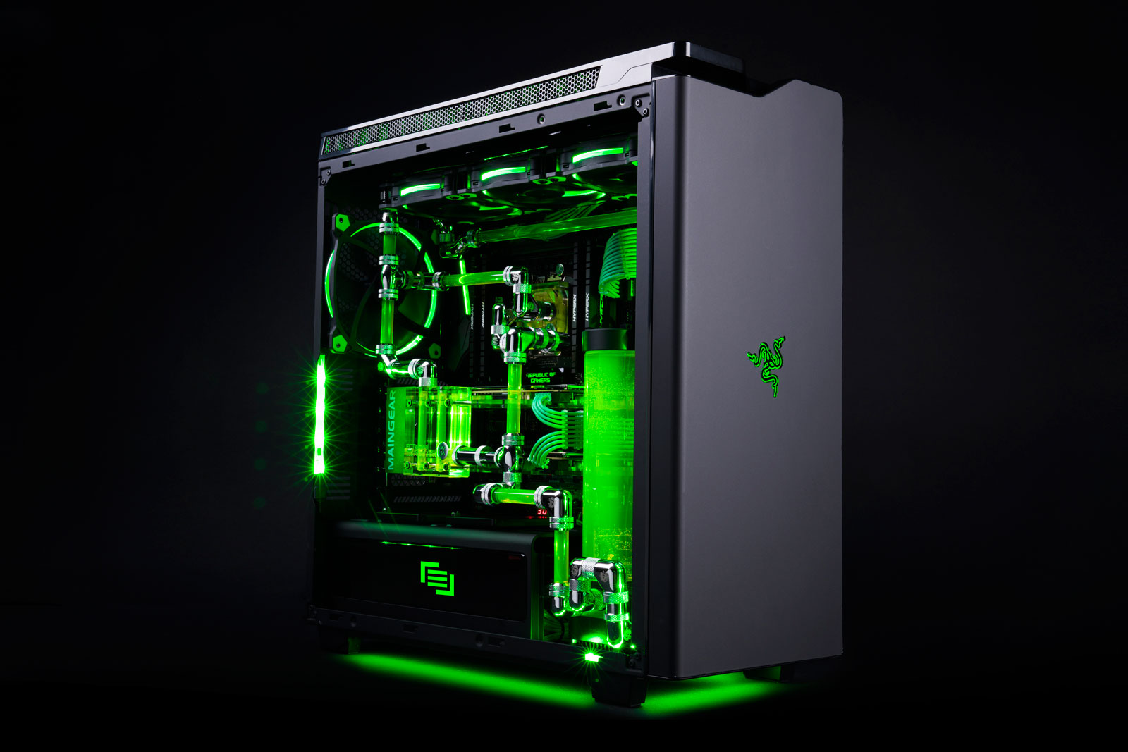 Razer and Maingear partner on an allout gaming PC