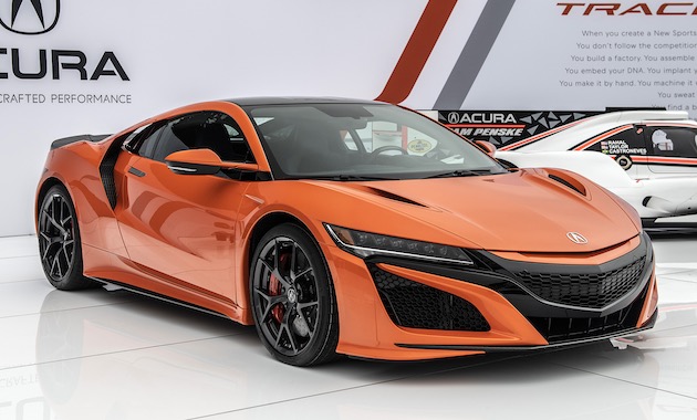 アキュラ、米国仕様「NSX」の改良モデルをペブルビーチで発表！　鮮やかなボディ・カラーも追加に