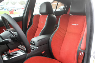 Share more than 154 dodge challenger hellcat interior latest