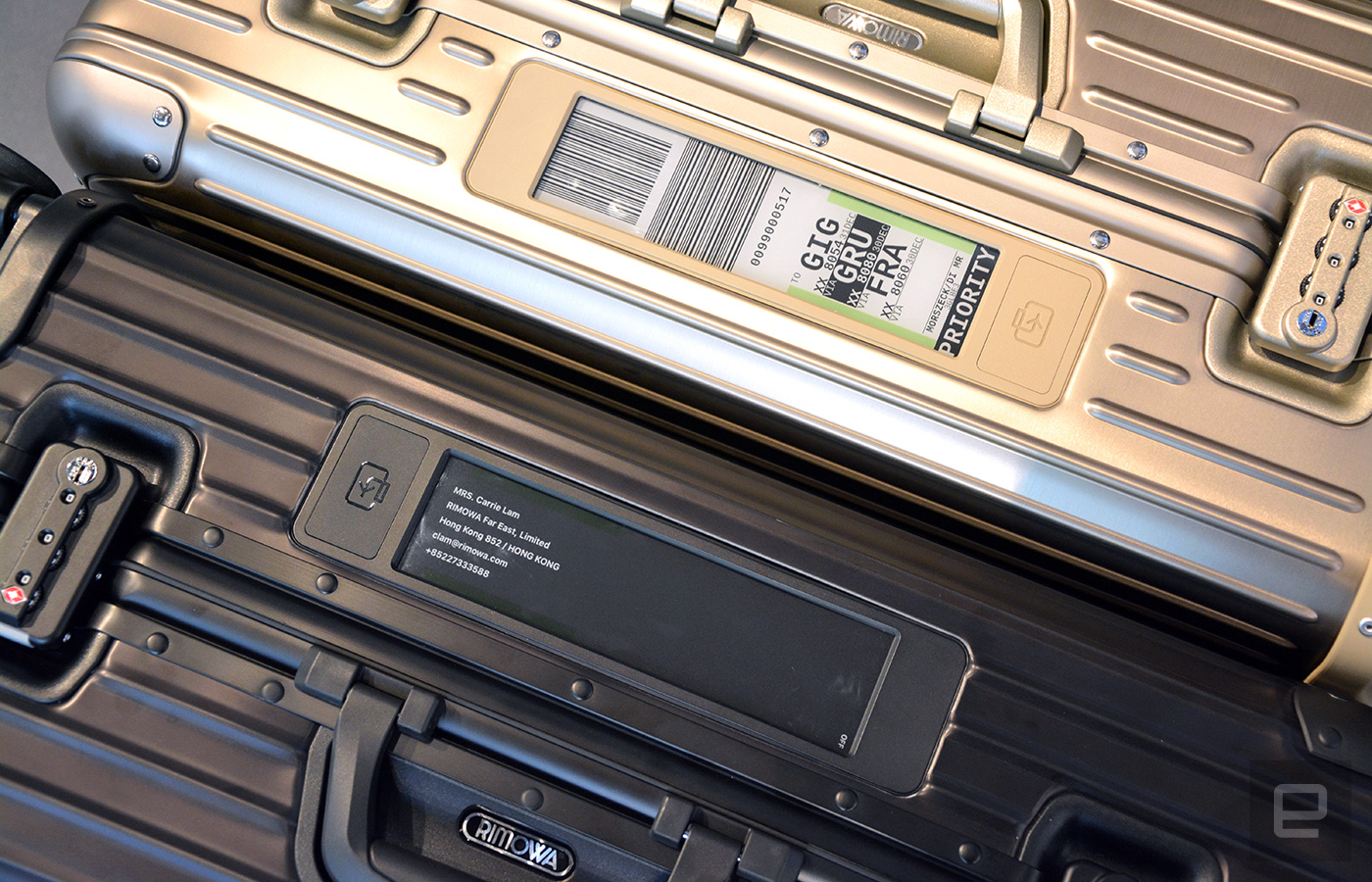 rimowa with screen