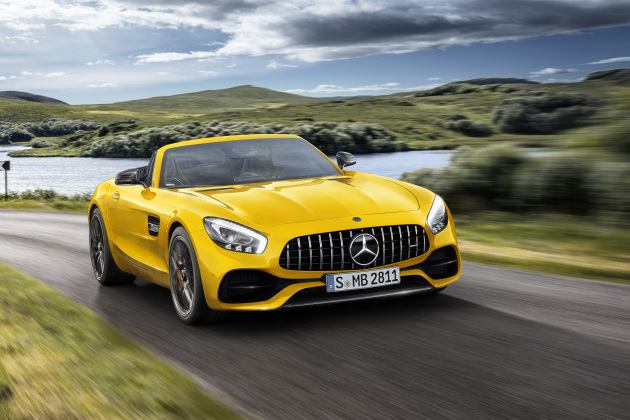 「メルセデスAMG GT ロードスター」のラインアップに、全てにおいて中間に位置する「 S」が新登場！　