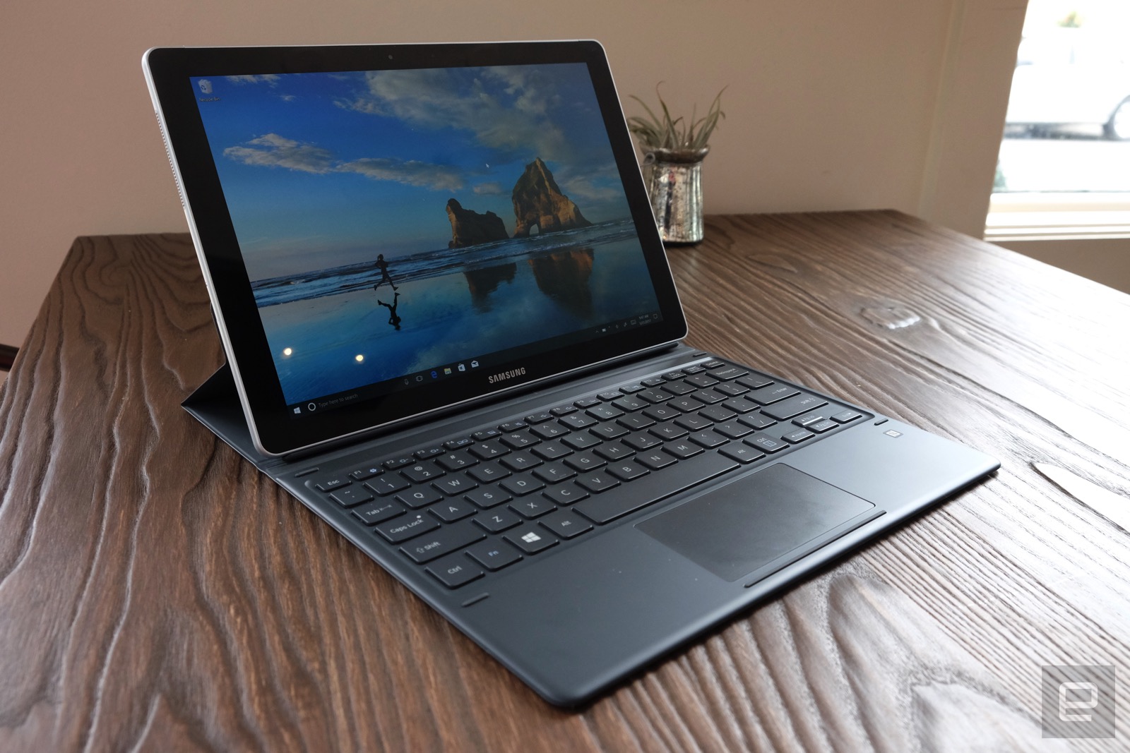 Samsung Galaxy Book review: You're better off with a Surface Pro