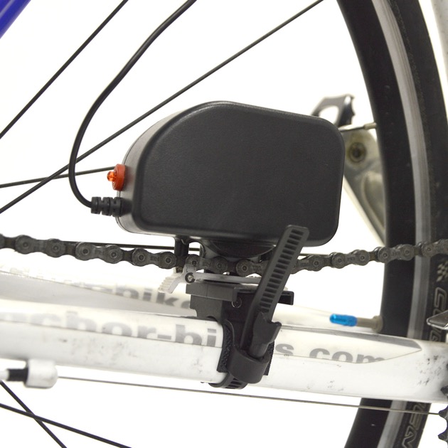 スマホも充電できる自転車用USB発電機がサンコーから。ペダルを漕ぐだけで発電、出力は5V/500mA - Engadget 日本版