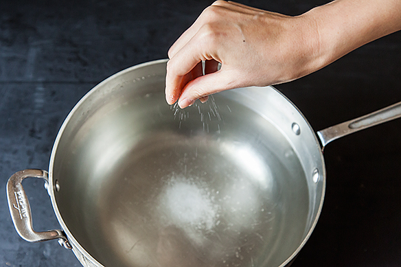 how-to-properly-salt-your-pasta-water-aol-lifestyle