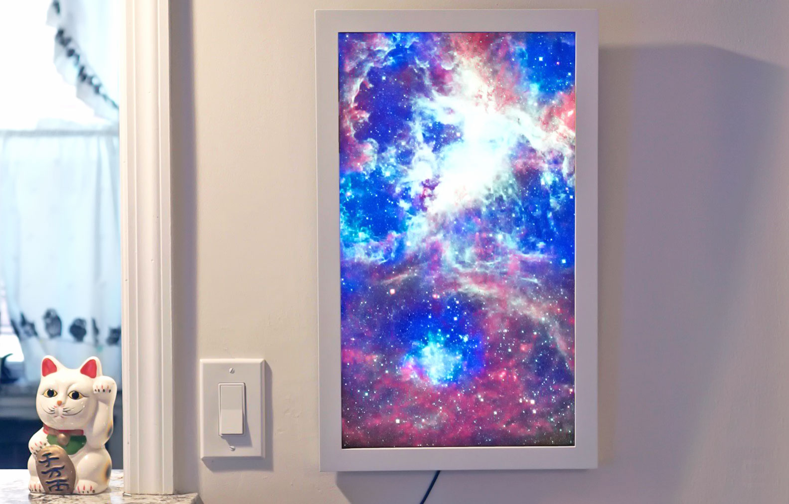 How I learned to love Electric Objects' digital art display