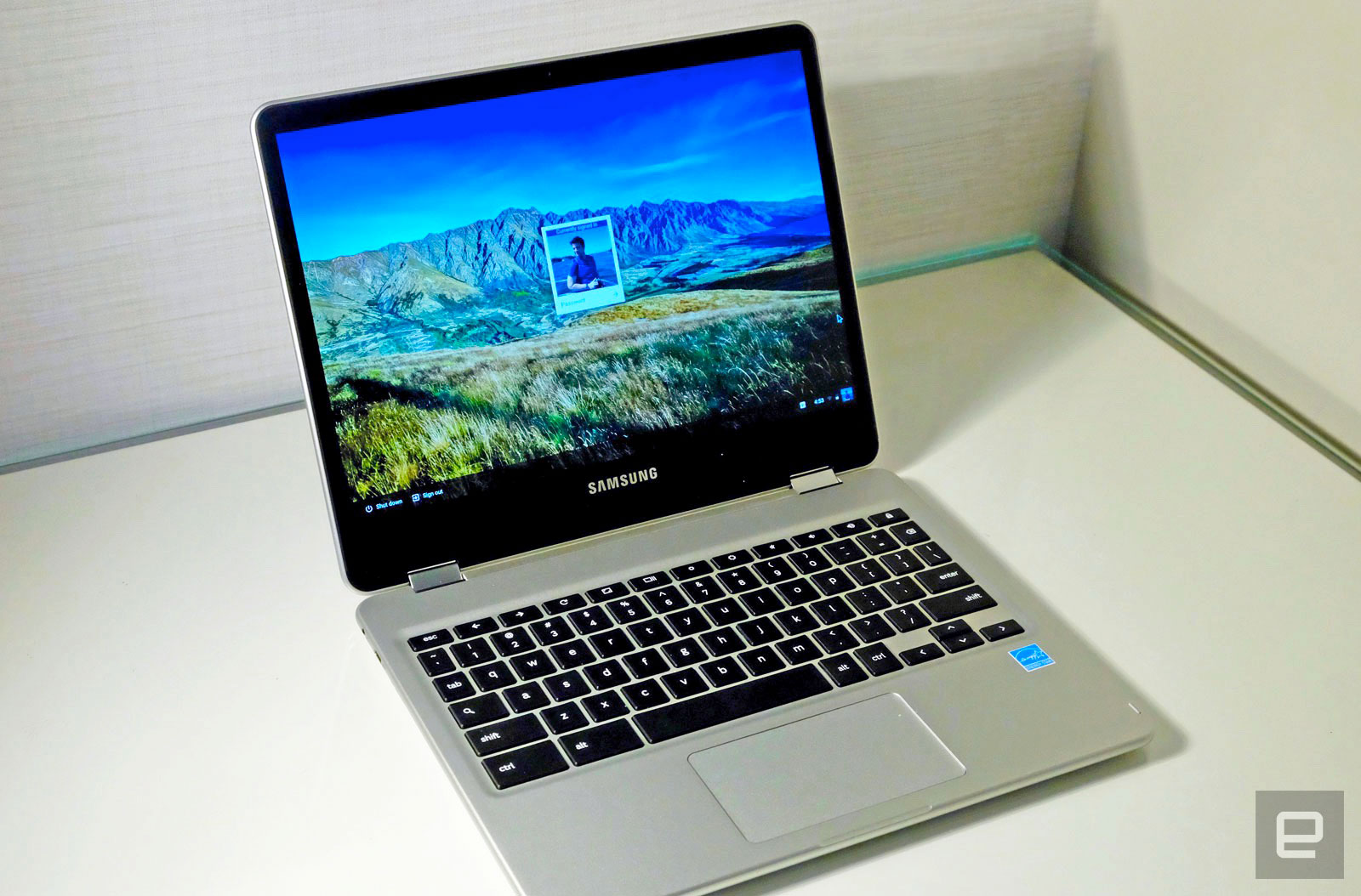 does samsung flow work with chromebook pro