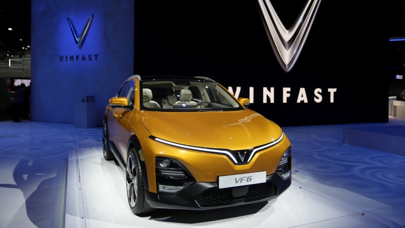 Fabricante vietnamita de vehículos eléctricos VinFast no cumple su objetivo de entregas para 2023, pero aumenta en el cuarto trimestre