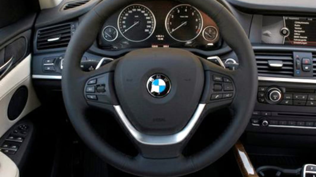 BMW steering wheel1