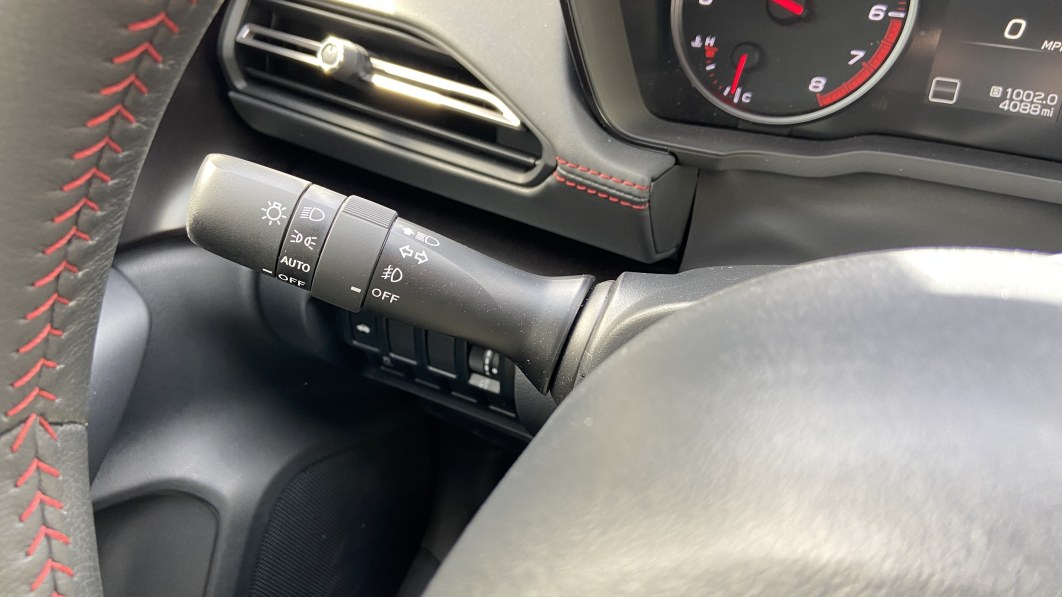 Subaru WRX 2024 года избавится от раздражающего переключателя указателей поворота!
