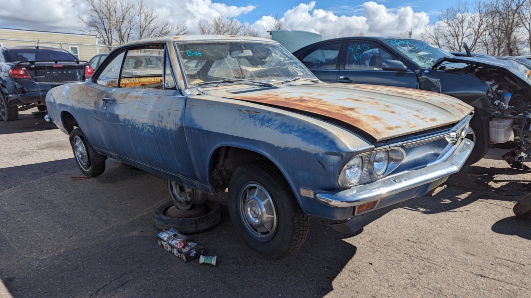 99-1968-Chevrolet-Corvair-in-Colorado-wrecking-yard-photo-by-Murilee-Martin.jpg