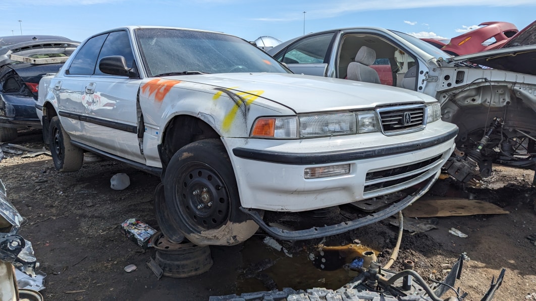 99-1992-Acura-Vigor-on-Colorado-wrecking-yard-photo-by-Murilee-Martin.jpg