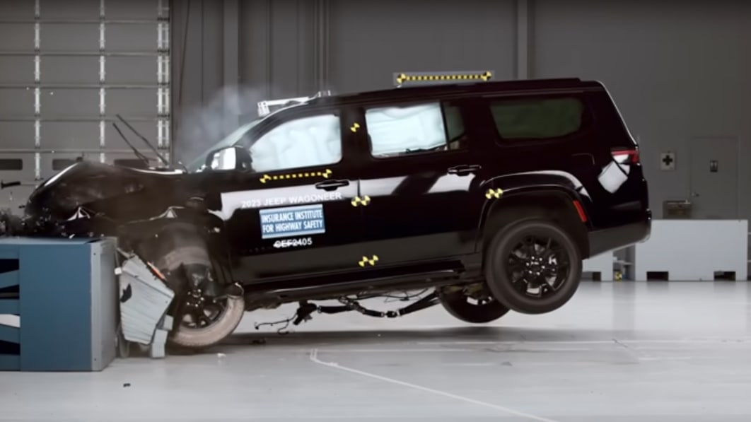 IIHS crash exams 3 giant SUVs, Jeep Wagoneer comes out on high Car