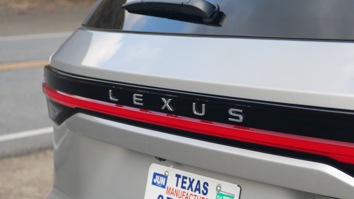 Toyota to build EV battery plant for Lexus cars