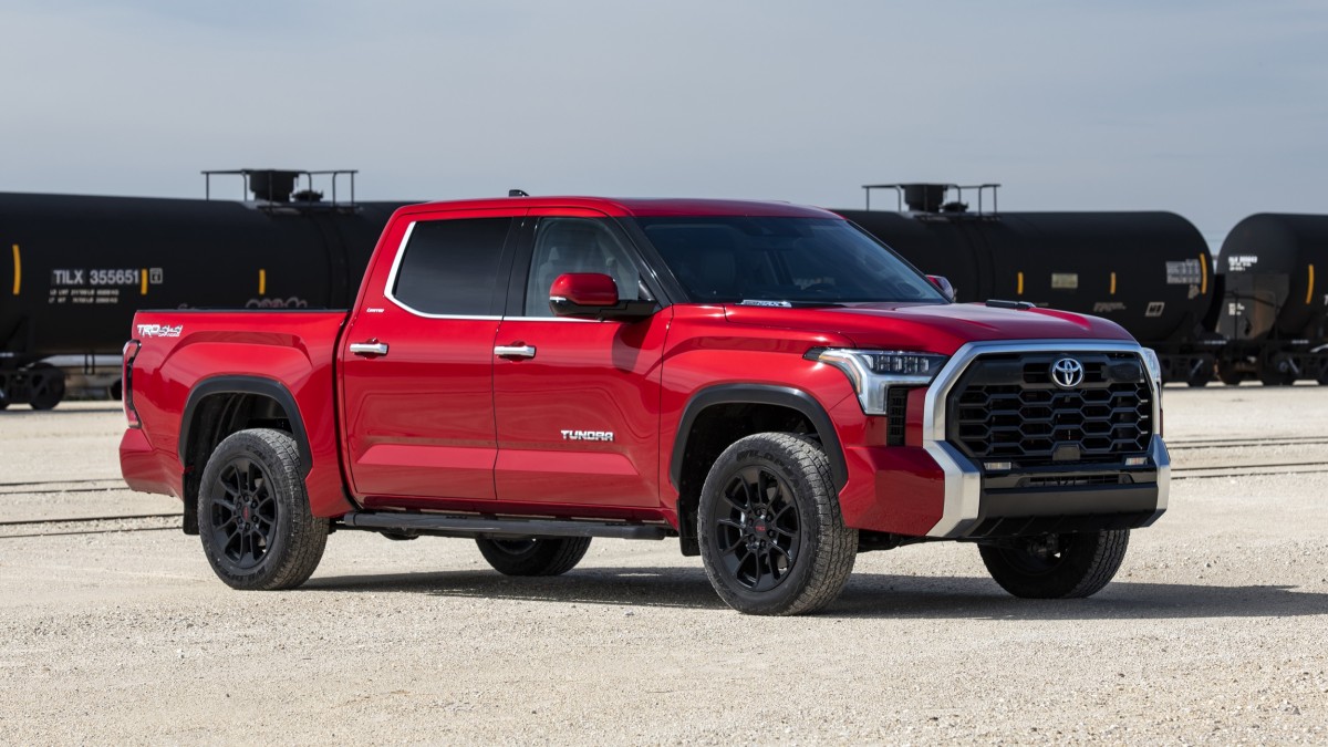 Toyota will replace engines in 100,000 recalled Tundras and Lexus LXs