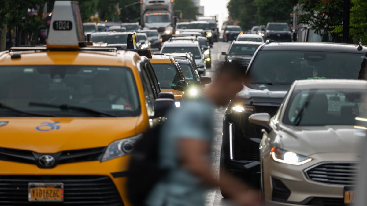 Las autoridades de Nueva York deciden introducir una tarifa de congestión de Manhattan de 15 dólares