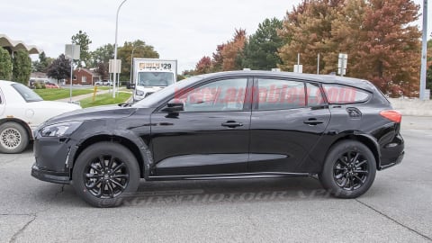 Ford Fusion-size crossover prototype spied - Autoblog