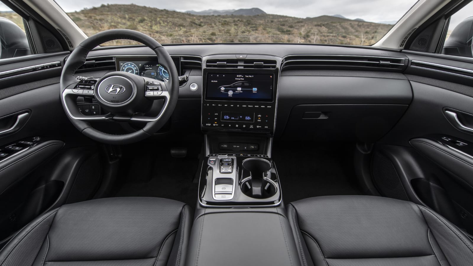 2023 Hyundai Tucson Review: Great hybrids, wild style, big space - Autoblog