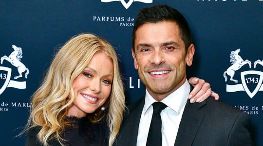 Mark Consuelos and Kelly Ripa gush over their naked bodies on 'Live'