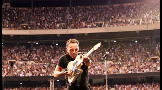 Bruce Springsteen set to reunite with E Street Band for world tour 