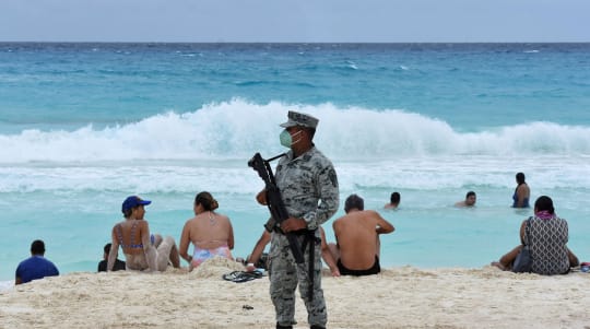 Safety experts talk violence in Mexico tourist spots