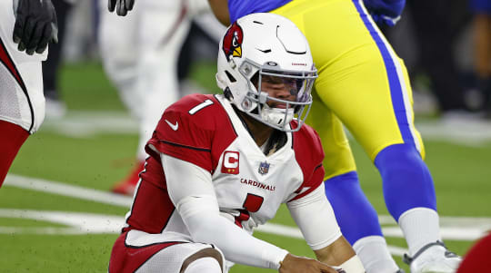 Cards a complete no-show in playoff loss to Rams	