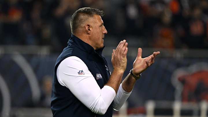 Patriots' Mike Vrabel reacts to hefty fine, altered approach with refs