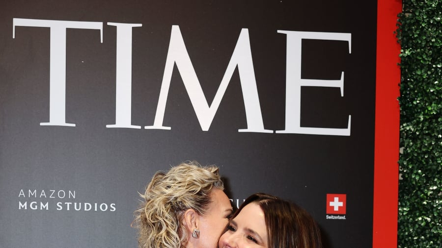 Sophia Bush and girlfriend Ashlyn Harris make their red-carpet debut in coordinating looks