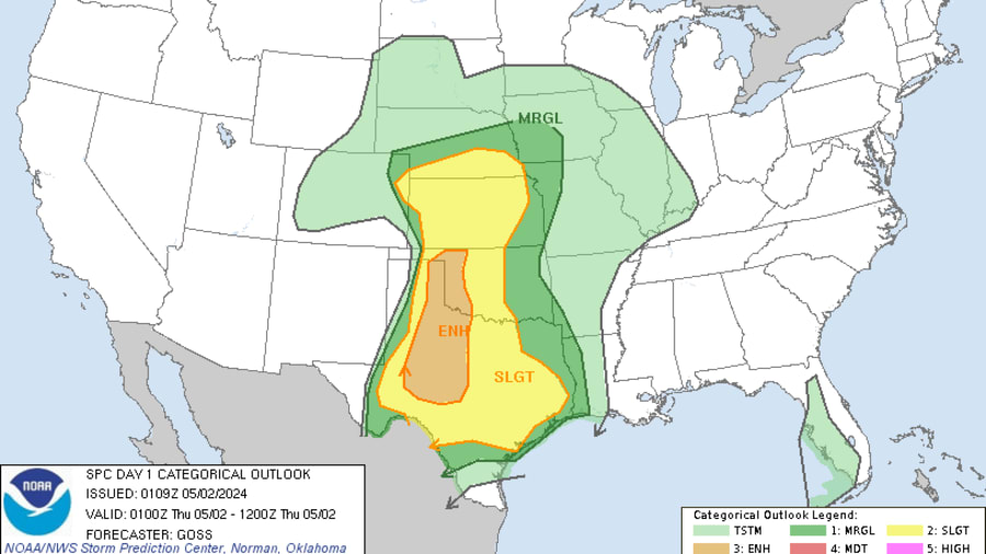 Severe storms bear down on southern Plains states, bringing tornado threat