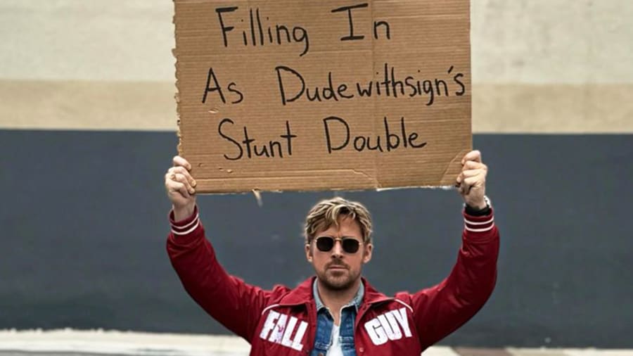 Ryan Gosling fills in as 'Stunt Double' for Instagram's Dude with Sign — see photo
