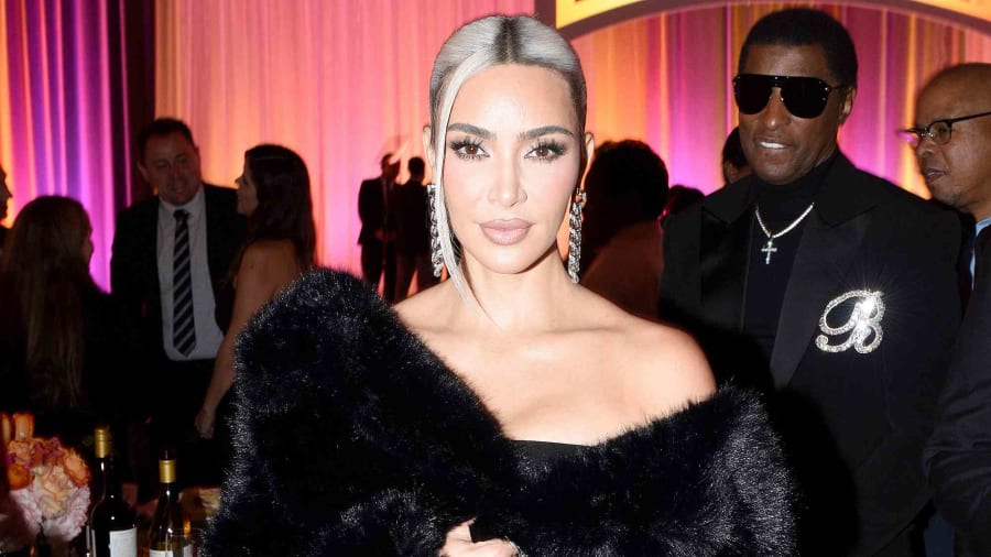 Kim Kardashian Stuns with Bleached Blonde Hair and All-Black Look as She Attends 2024 Lo Máximo Awards