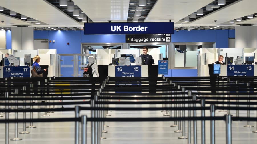 Border Force staff at Heathrow to strike over shift patterns