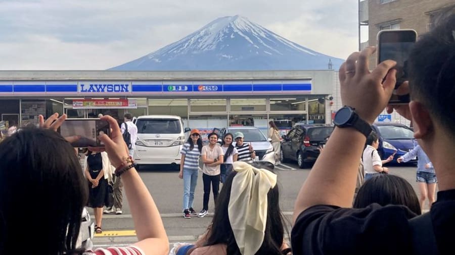Japan town blocks view of Mt Fuji at photo spot to stop crowds