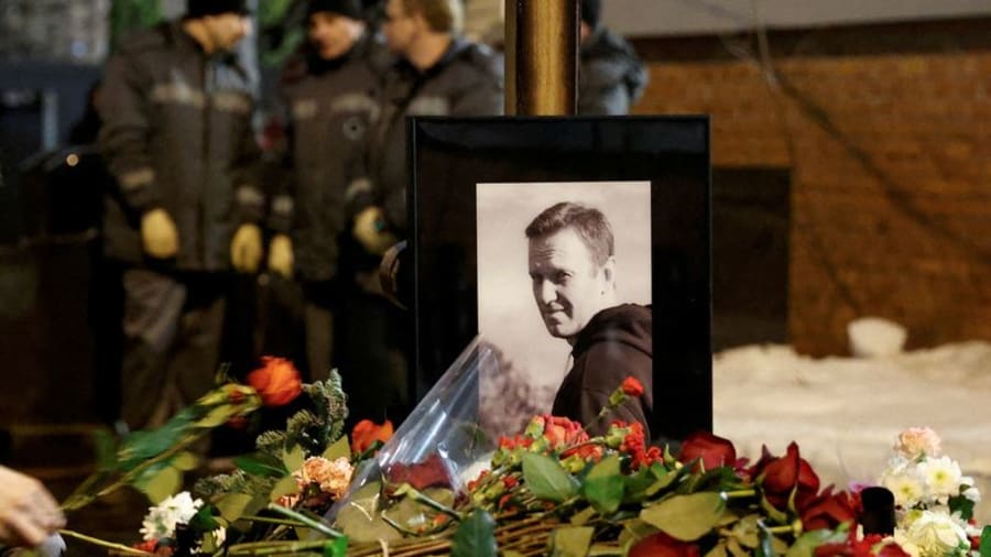 US intelligence believes Putin probably didn't order Navalny to be killed: WSJ