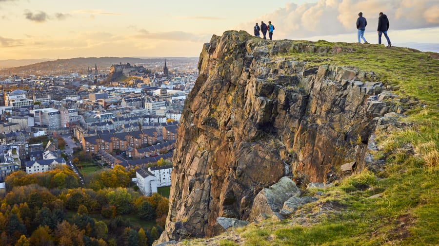Skyscanner: Scotland has Canadians flocking to Edinburgh in May, a travel hot spot
