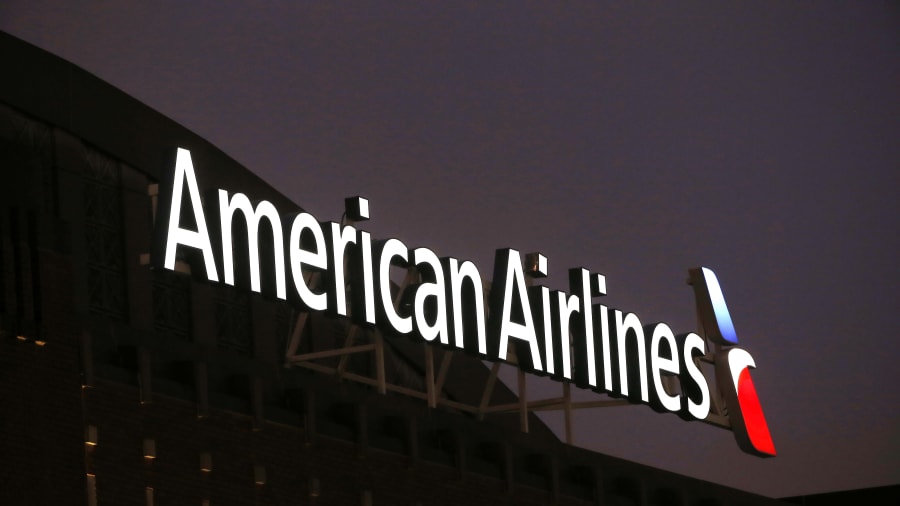 American Airlines pilots union warns of 'significant spike' in safety issues