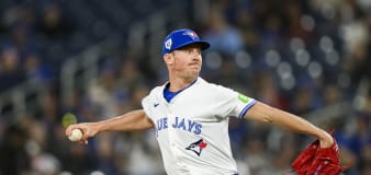 Bassitt gets 2nd straight victory, Blue Jays hand Yankees first back-to-back losses
