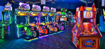 Dave and Busters to allow wagering on arcade games