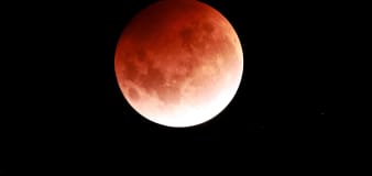 How to watch the 'super flower blood moon'