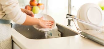 10 Common Mistakes to Avoid When Washing Dishes