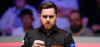 Qualifier Jak Jones edges closer to his first World Snooker Championship final