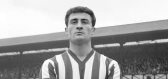 Sunderland mourn death of club great ‘The King’ Charlie Hurley at age of 87