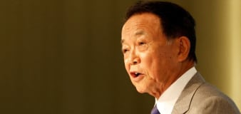 Trump meets with Japan's former prime minister Aso
