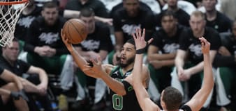 NBA Playoffs: Celtics flex muscle to take 2-1 lead over Heat