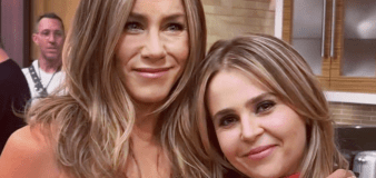 Former child star Whitman reunites with Aniston