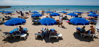 Spain bets on tourism recovery in spring after Omicron hiatus